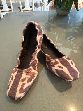 WeWoreWhat Leopard-Print Ballet Flats in Brown and Cream